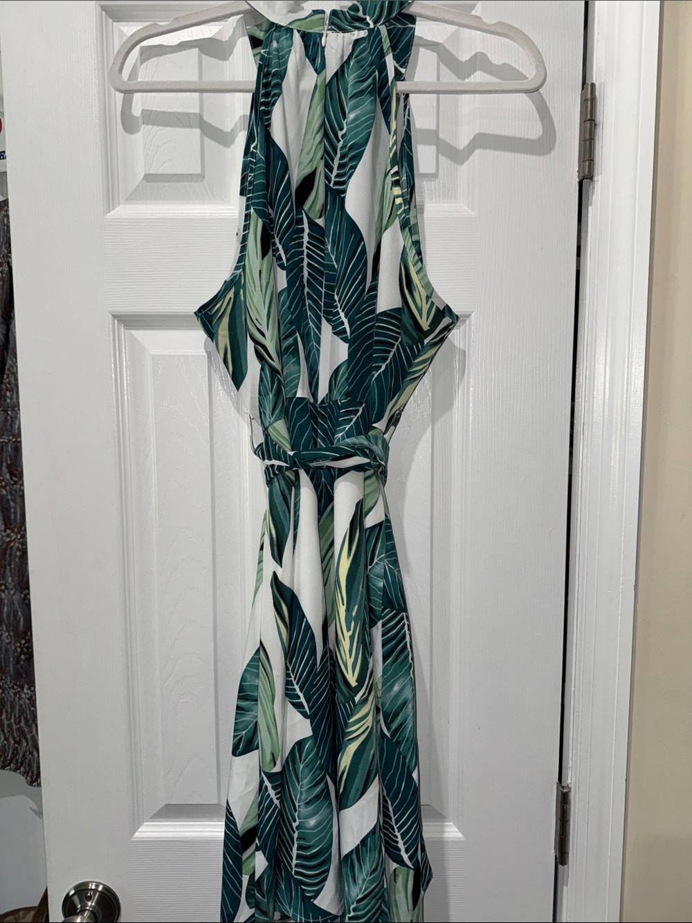 Green Leaf Print Halter Dress - Women's - Picture 2 of 2